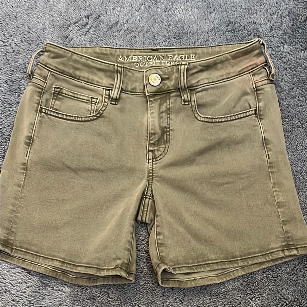 American Eagle Outfitters AEO twill Olive Jean Shorts Mid-Length Casual